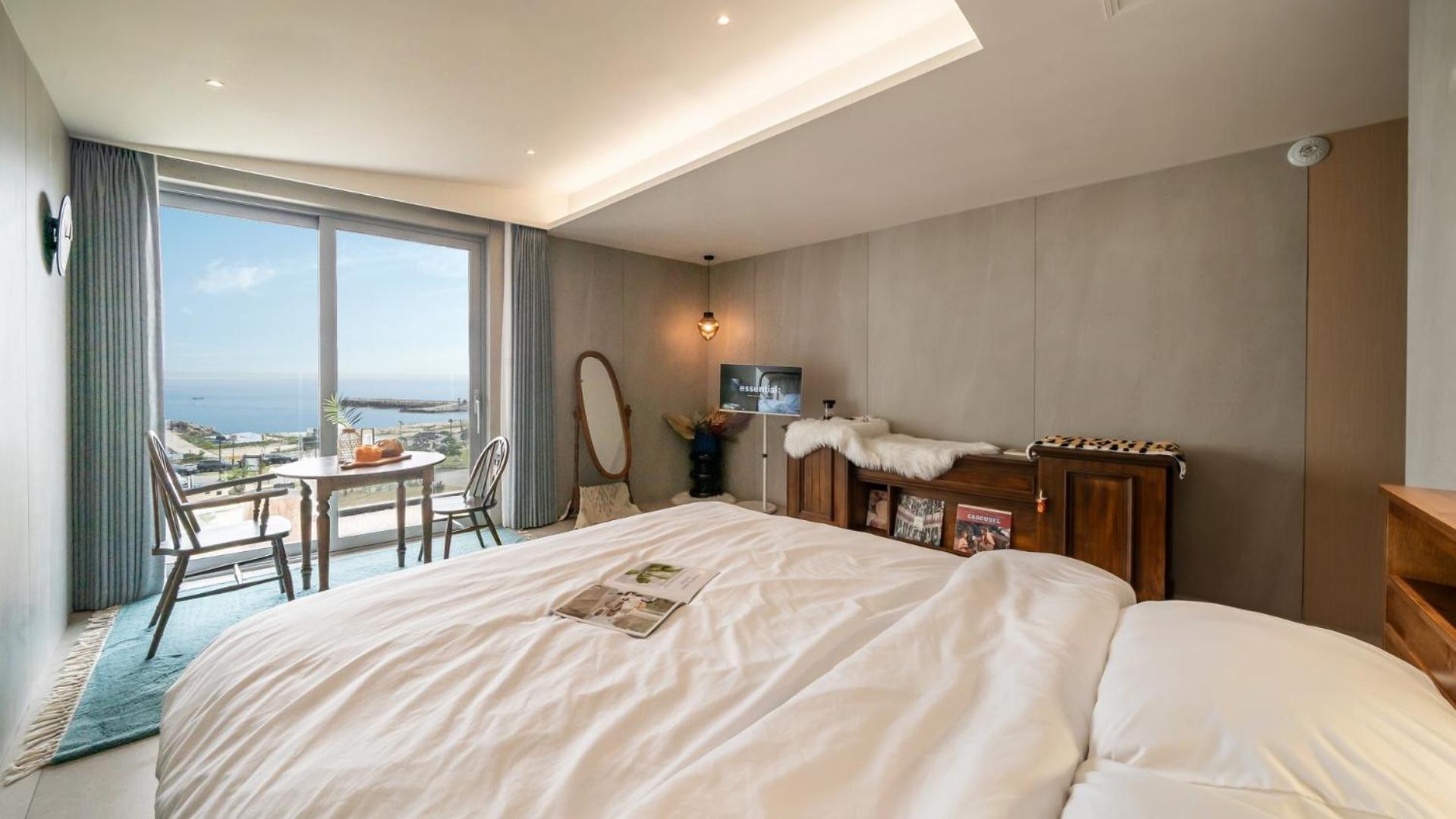 Goseong Gyeoulbada Ocean View Pension Стая снимка